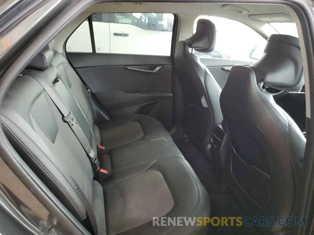 11 Photograph of a damaged car KNDCR3L15R5108512 KIA NIRO WIND 2024