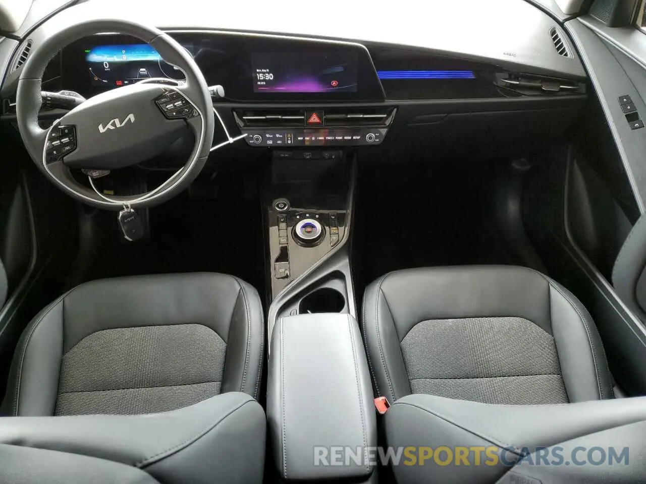 8 Photograph of a damaged car KNDCR3L15R5108512 KIA NIRO WIND 2024