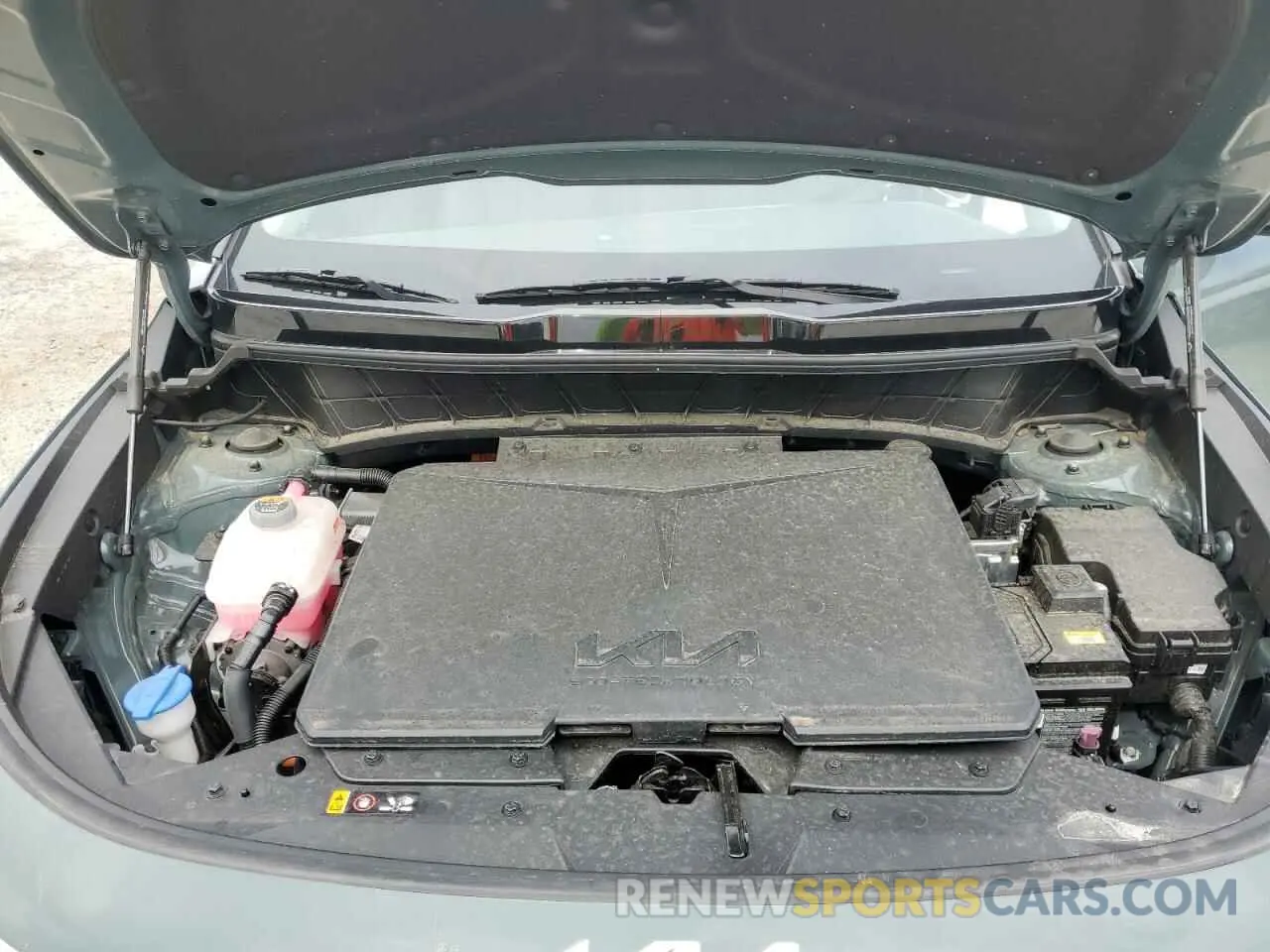12 Photograph of a damaged car KNDCR3L16R5106042 KIA NIRO WIND 2024