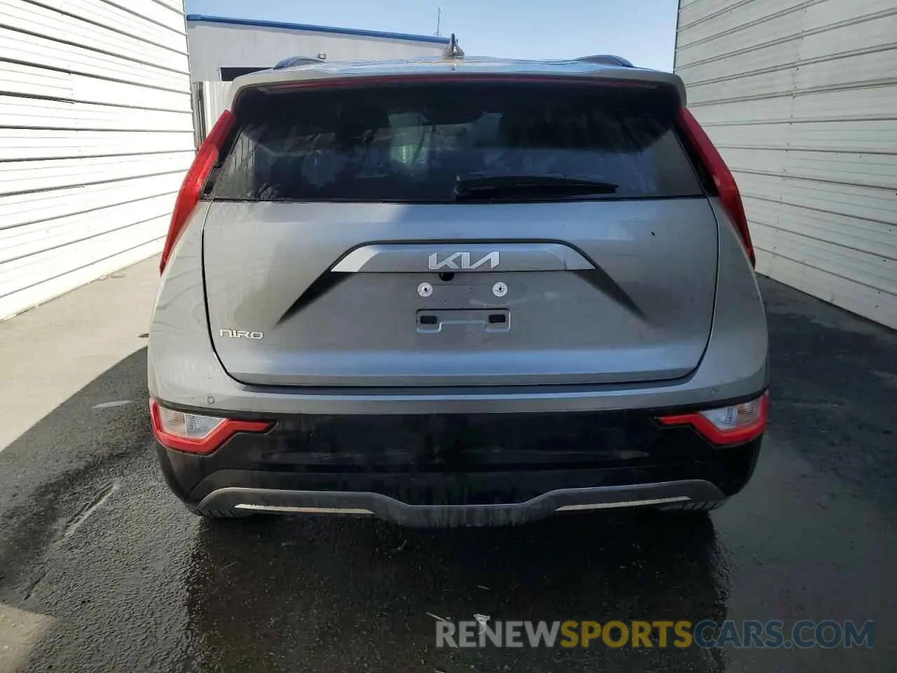 6 Photograph of a damaged car KNDCR3L16R5121012 KIA NIRO WIND 2024