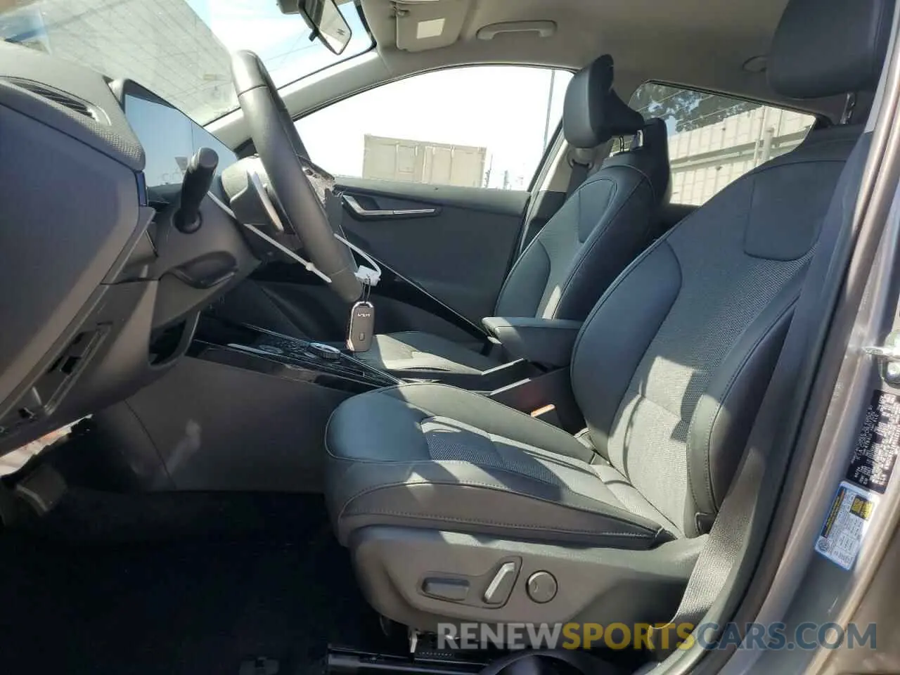 7 Photograph of a damaged car KNDCR3L16R5121012 KIA NIRO WIND 2024