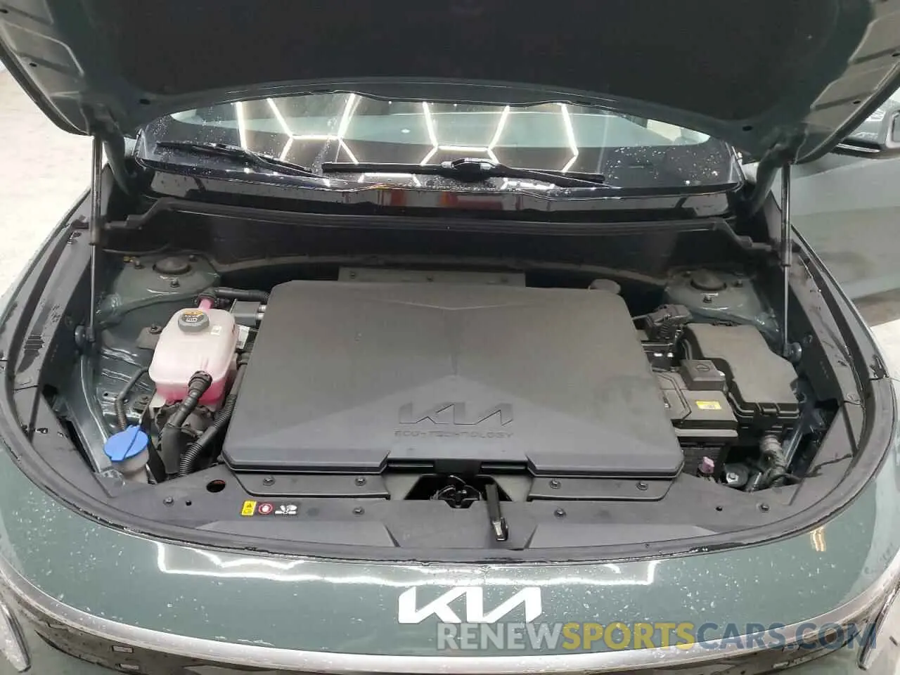 12 Photograph of a damaged car KNDCR3L17R5102548 KIA NIRO WIND 2024