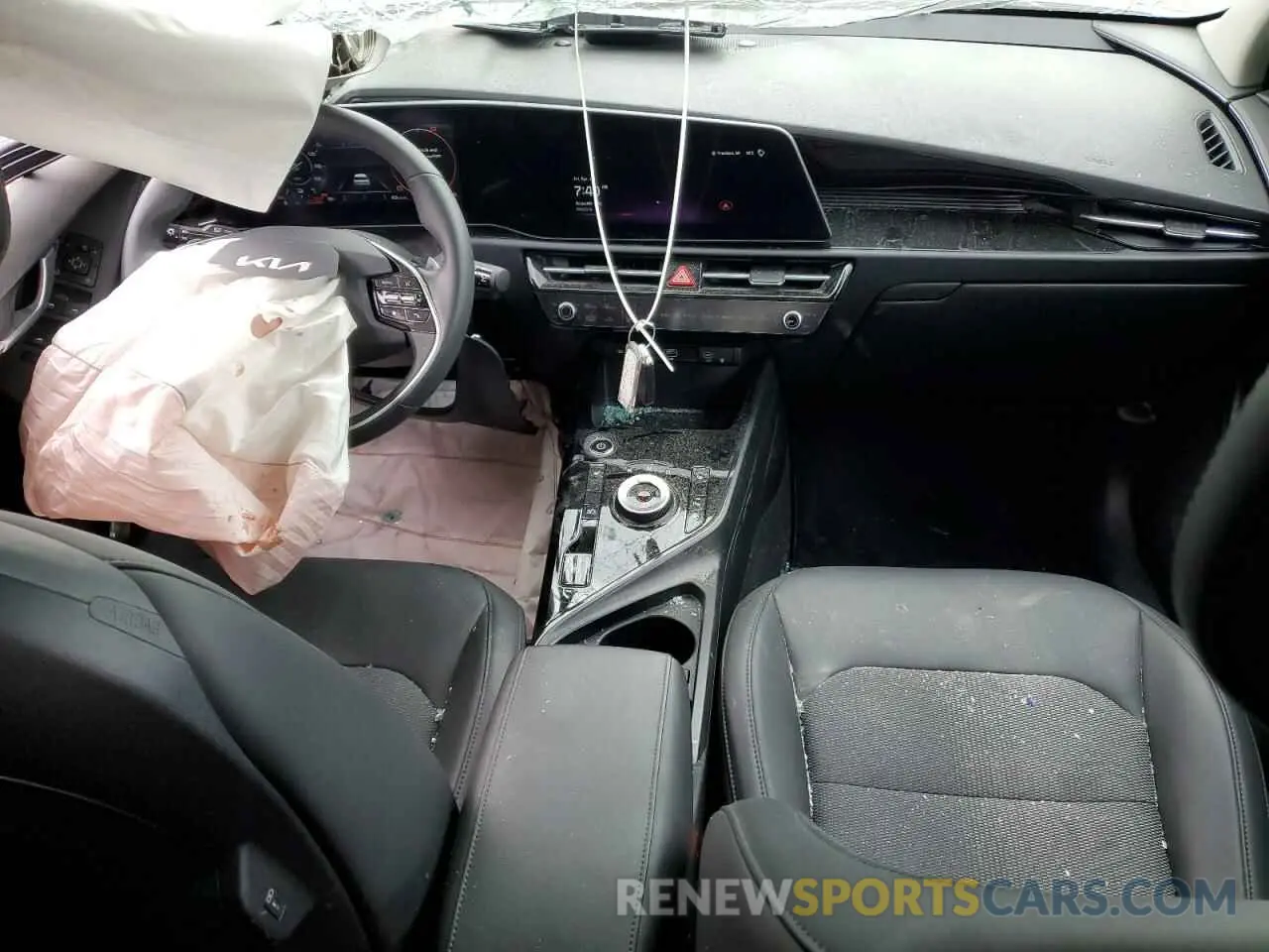 8 Photograph of a damaged car KNDCR3L17R5122752 KIA NIRO WIND 2024