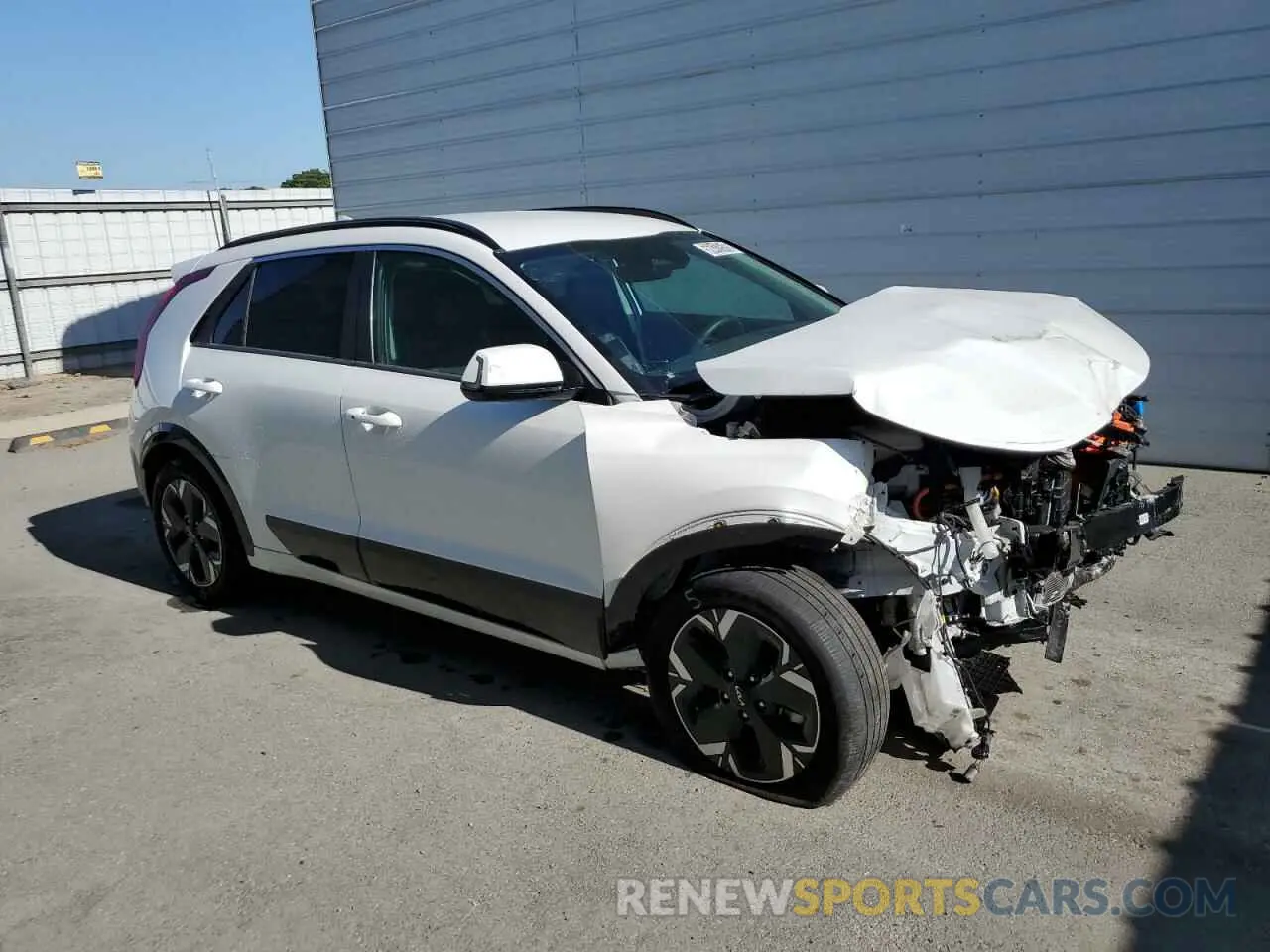 4 Photograph of a damaged car KNDCR3L17R5126171 KIA NIRO WIND 2024