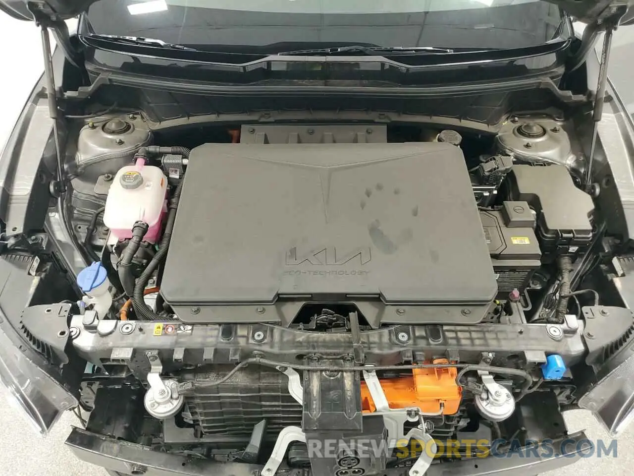 11 Photograph of a damaged car KNDCR3L18R5085937 KIA NIRO WIND 2024