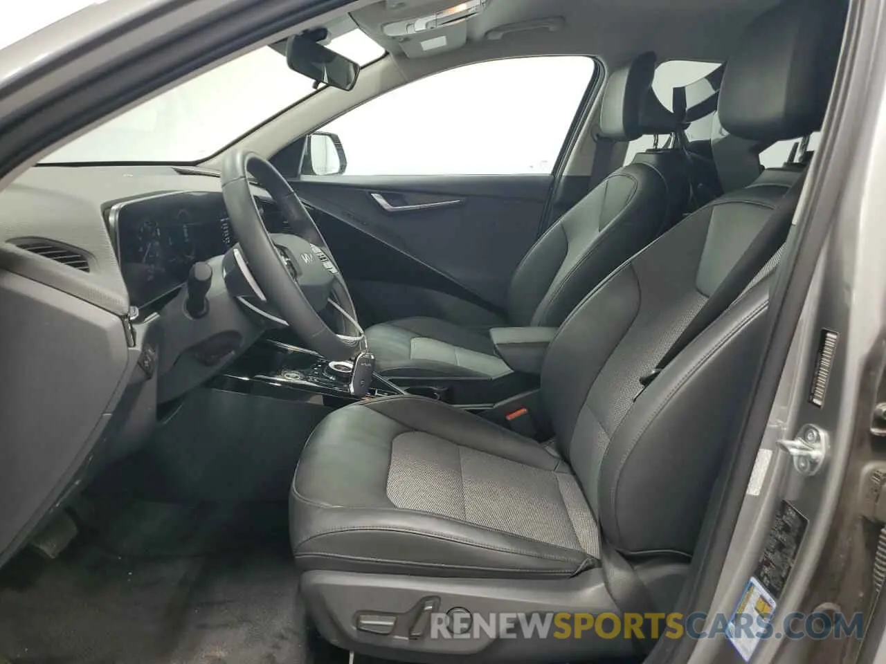7 Photograph of a damaged car KNDCR3L18R5085937 KIA NIRO WIND 2024