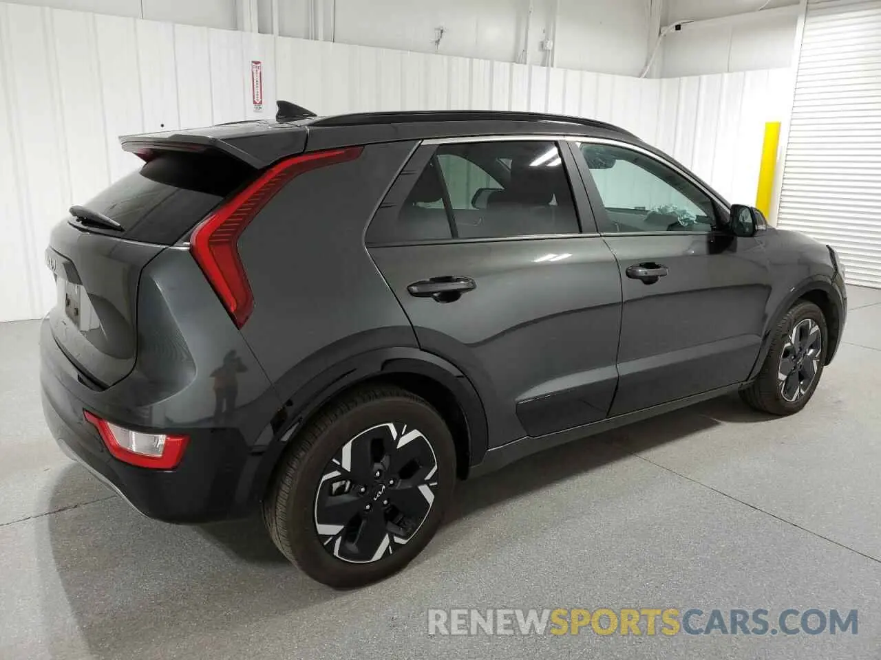 3 Photograph of a damaged car KNDCR3L18R5121416 KIA NIRO WIND 2024