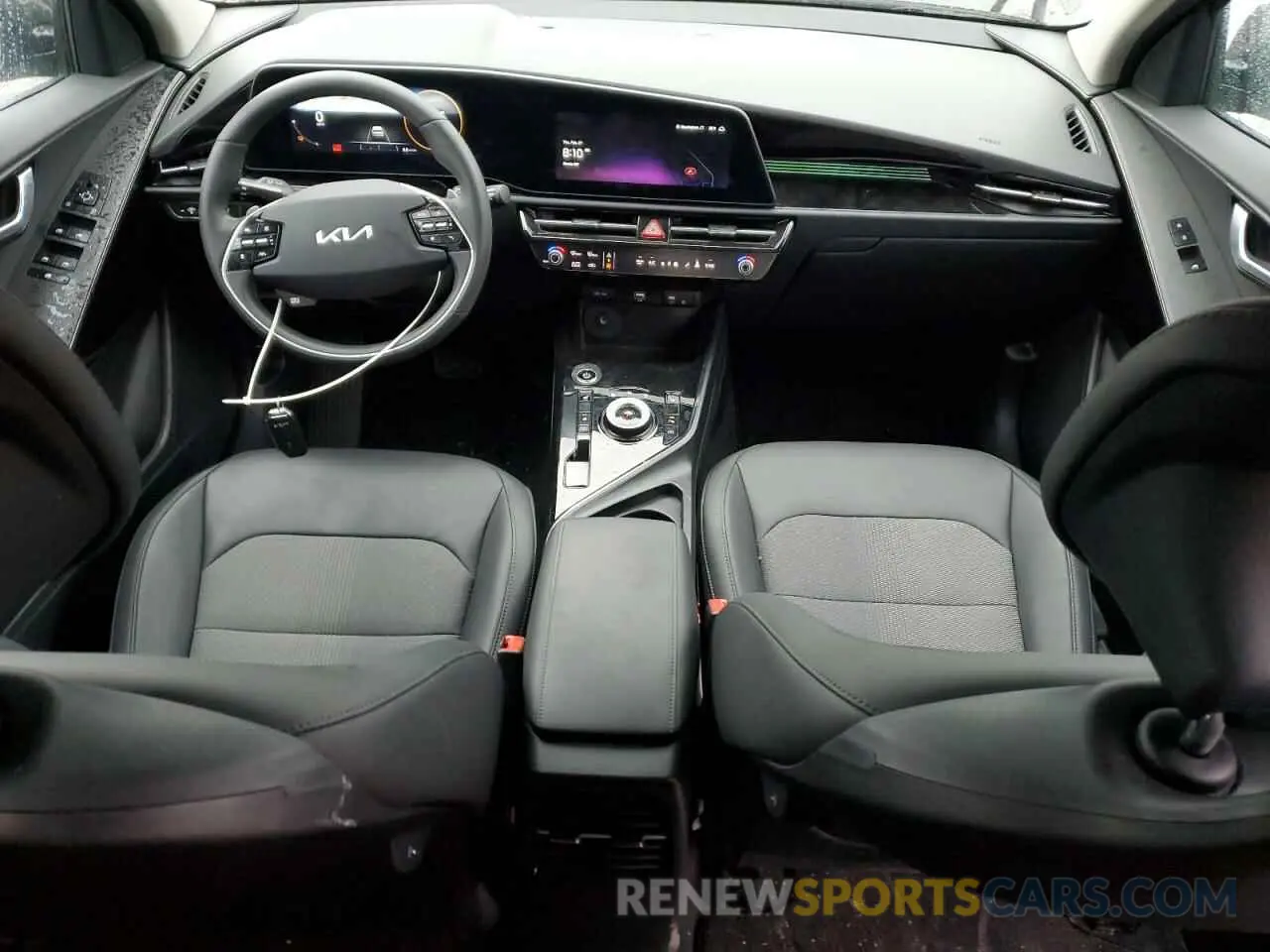 8 Photograph of a damaged car KNDCR3L18R5128396 KIA NIRO WIND 2024
