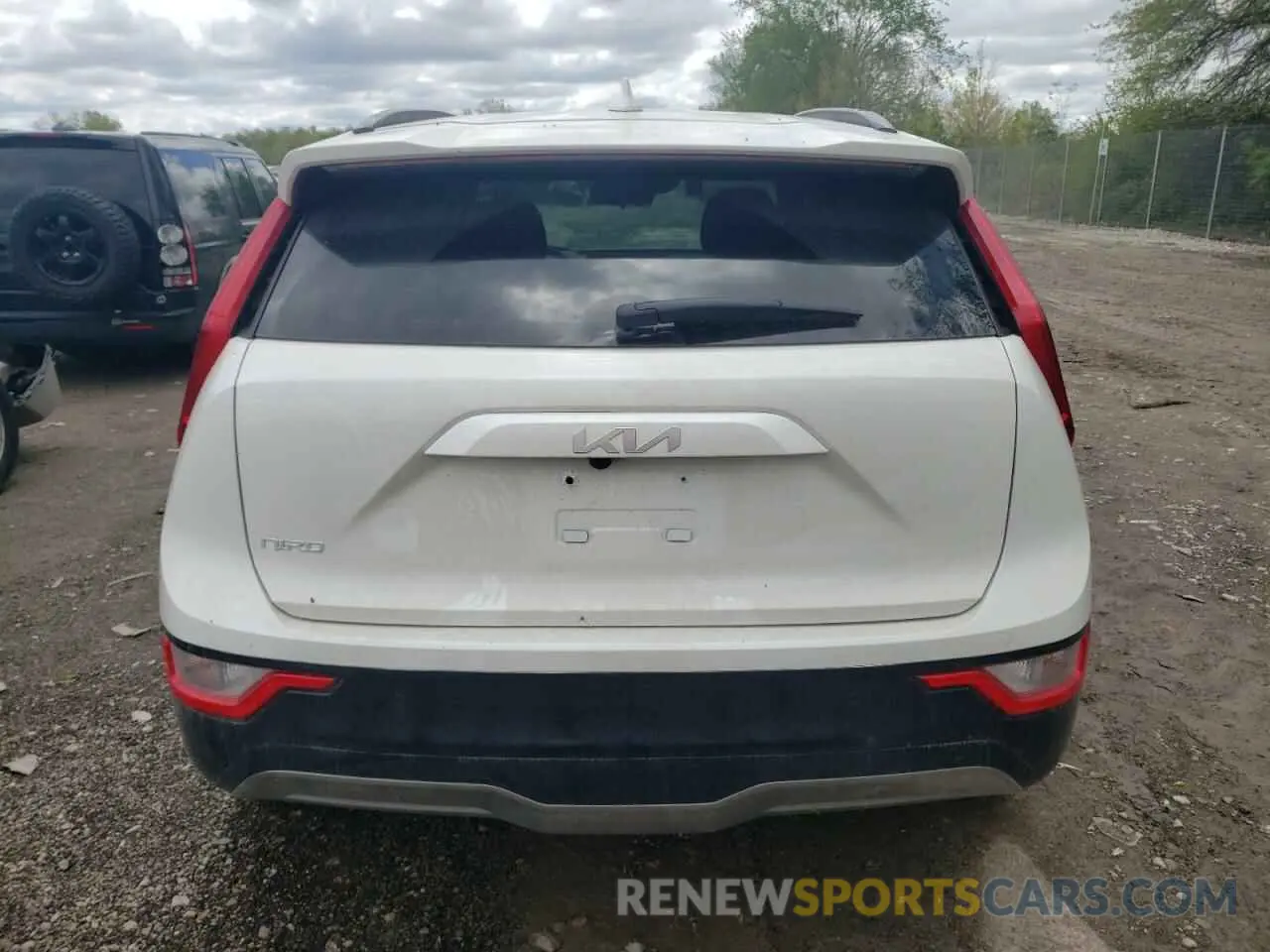 6 Photograph of a damaged car KNDCR3L19R5121733 KIA NIRO WIND 2024