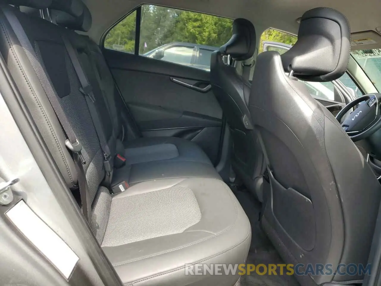 11 Photograph of a damaged car KNDCR3L1XR5079928 KIA NIRO WIND 2024