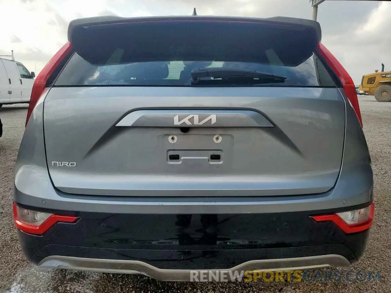 6 Photograph of a damaged car KNDCR3L1XR5086734 KIA NIRO WIND 2024