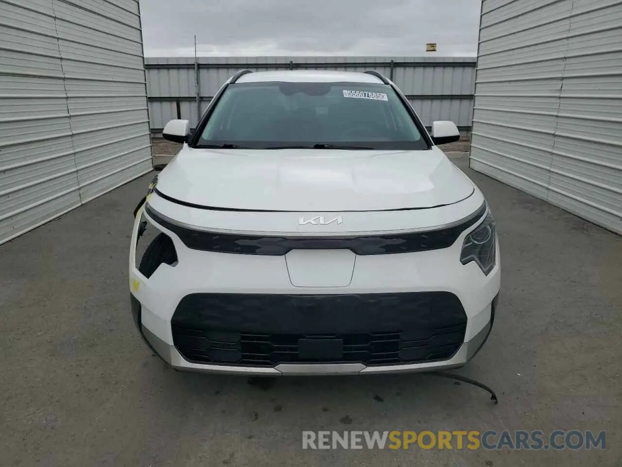 5 Photograph of a damaged car KNDCR3L1XR5110689 KIA NIRO WIND 2024