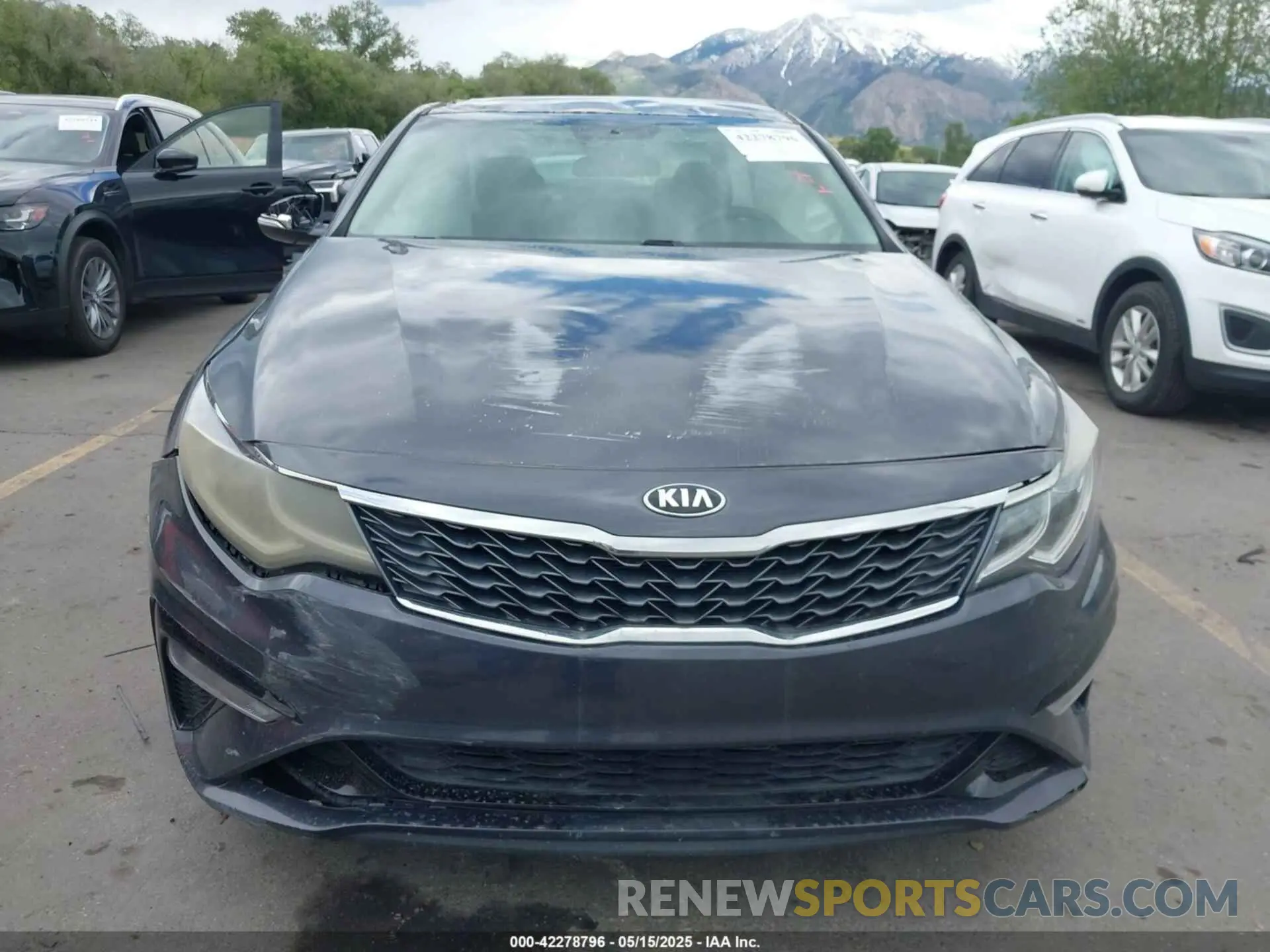13 Photograph of a damaged car 5XXGT4L30KG276537 KIA OPTIMA 2019
