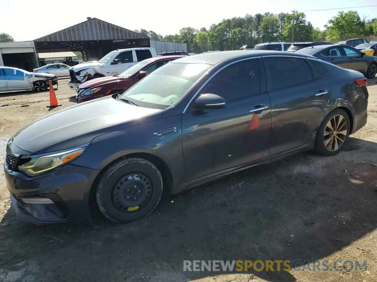 1 Photograph of a damaged car 5XXGT4L30KG280457 KIA OPTIMA 2019