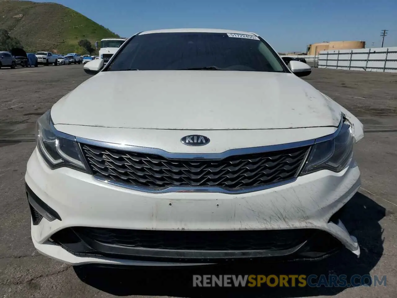 5 Photograph of a damaged car 5XXGT4L30KG283939 KIA OPTIMA 2019