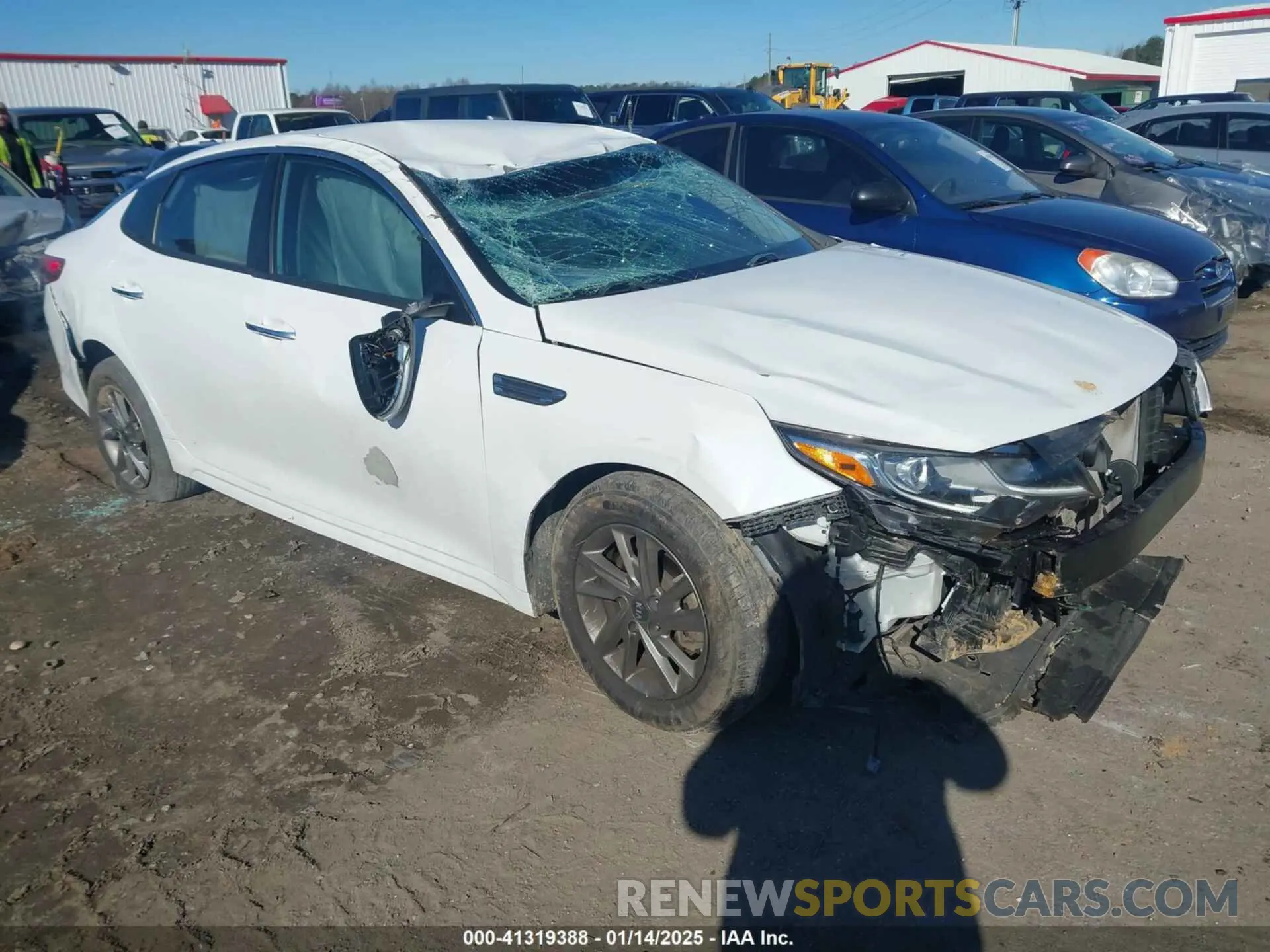 1 Photograph of a damaged car 5XXGT4L30KG299090 KIA OPTIMA 2019
