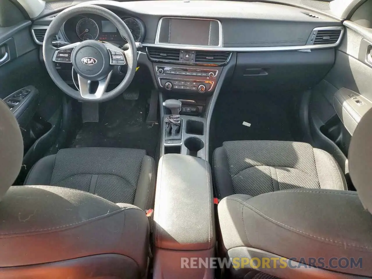 8 Photograph of a damaged car 5XXGT4L30KG310055 KIA OPTIMA 2019