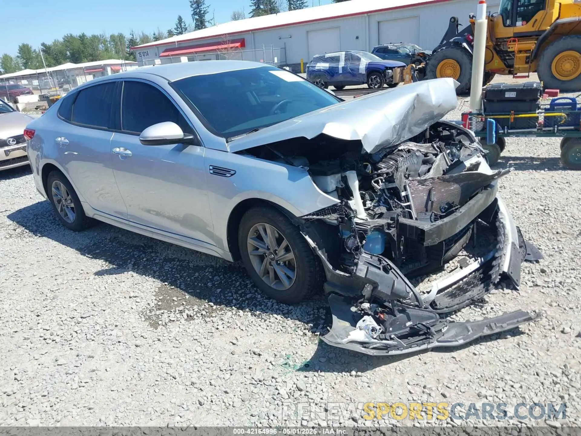 1 Photograph of a damaged car 5XXGT4L30KG327423 KIA OPTIMA 2019
