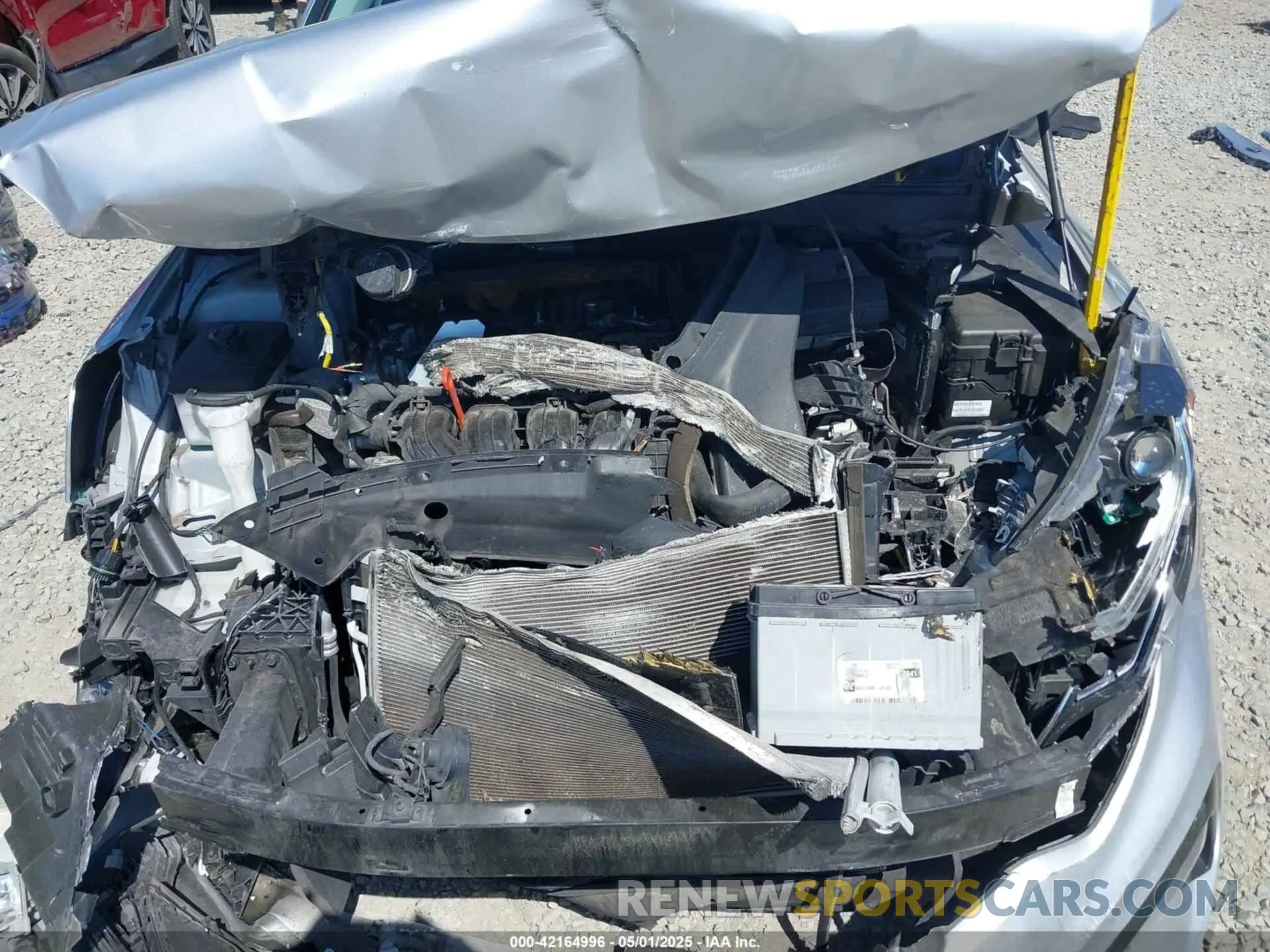 10 Photograph of a damaged car 5XXGT4L30KG327423 KIA OPTIMA 2019