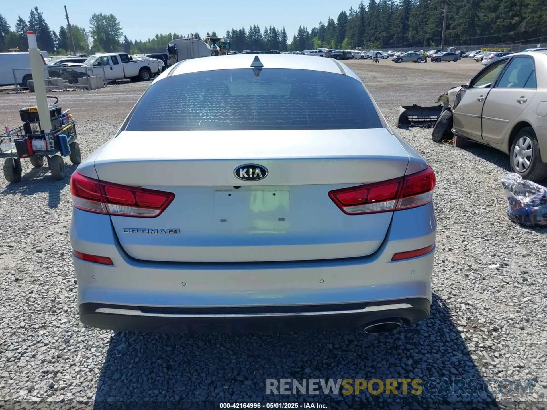 15 Photograph of a damaged car 5XXGT4L30KG327423 KIA OPTIMA 2019