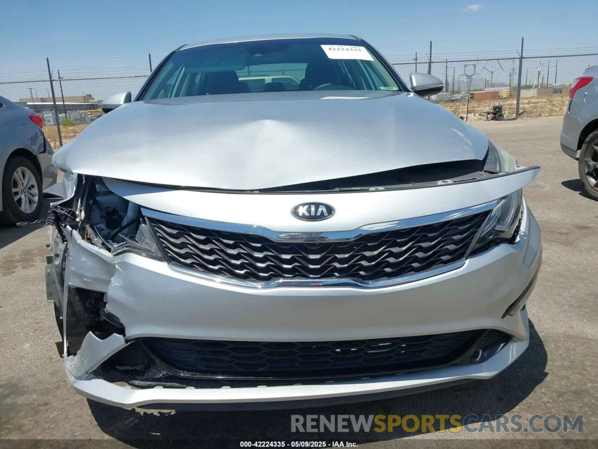 13 Photograph of a damaged car 5XXGT4L30KG334033 KIA OPTIMA 2019