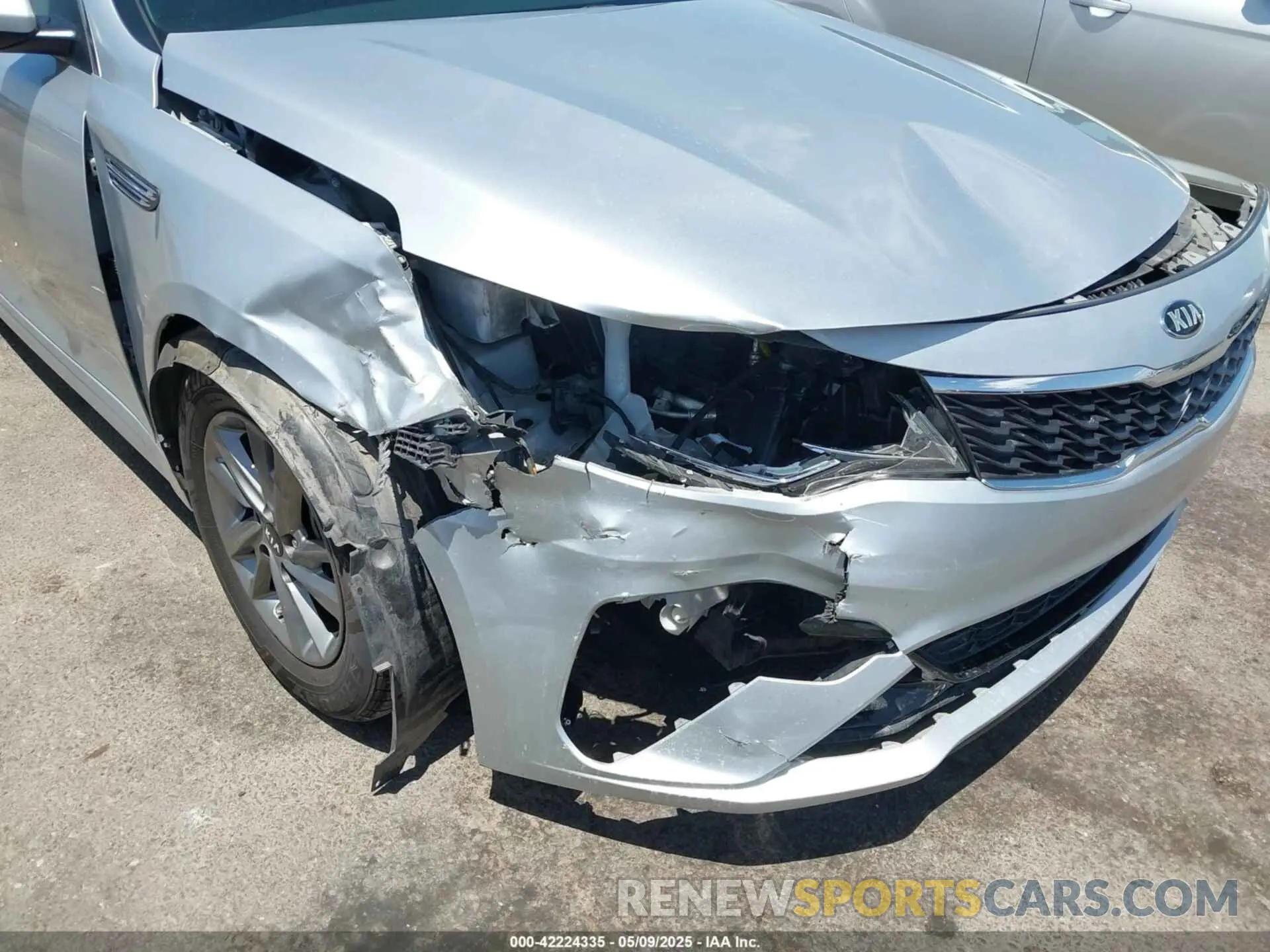 6 Photograph of a damaged car 5XXGT4L30KG334033 KIA OPTIMA 2019