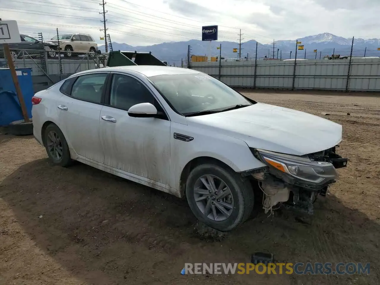 4 Photograph of a damaged car 5XXGT4L30KG338082 KIA OPTIMA 2019