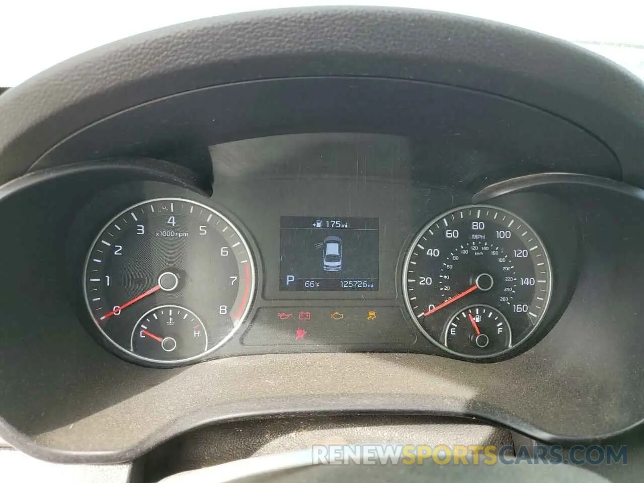 9 Photograph of a damaged car 5XXGT4L30KG338082 KIA OPTIMA 2019