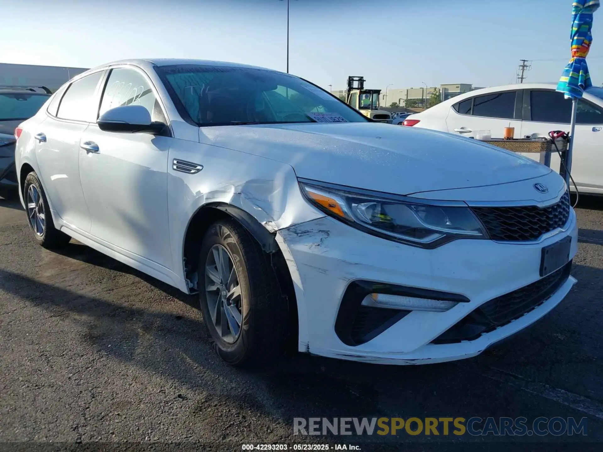 1 Photograph of a damaged car 5XXGT4L30KG340544 KIA OPTIMA 2019