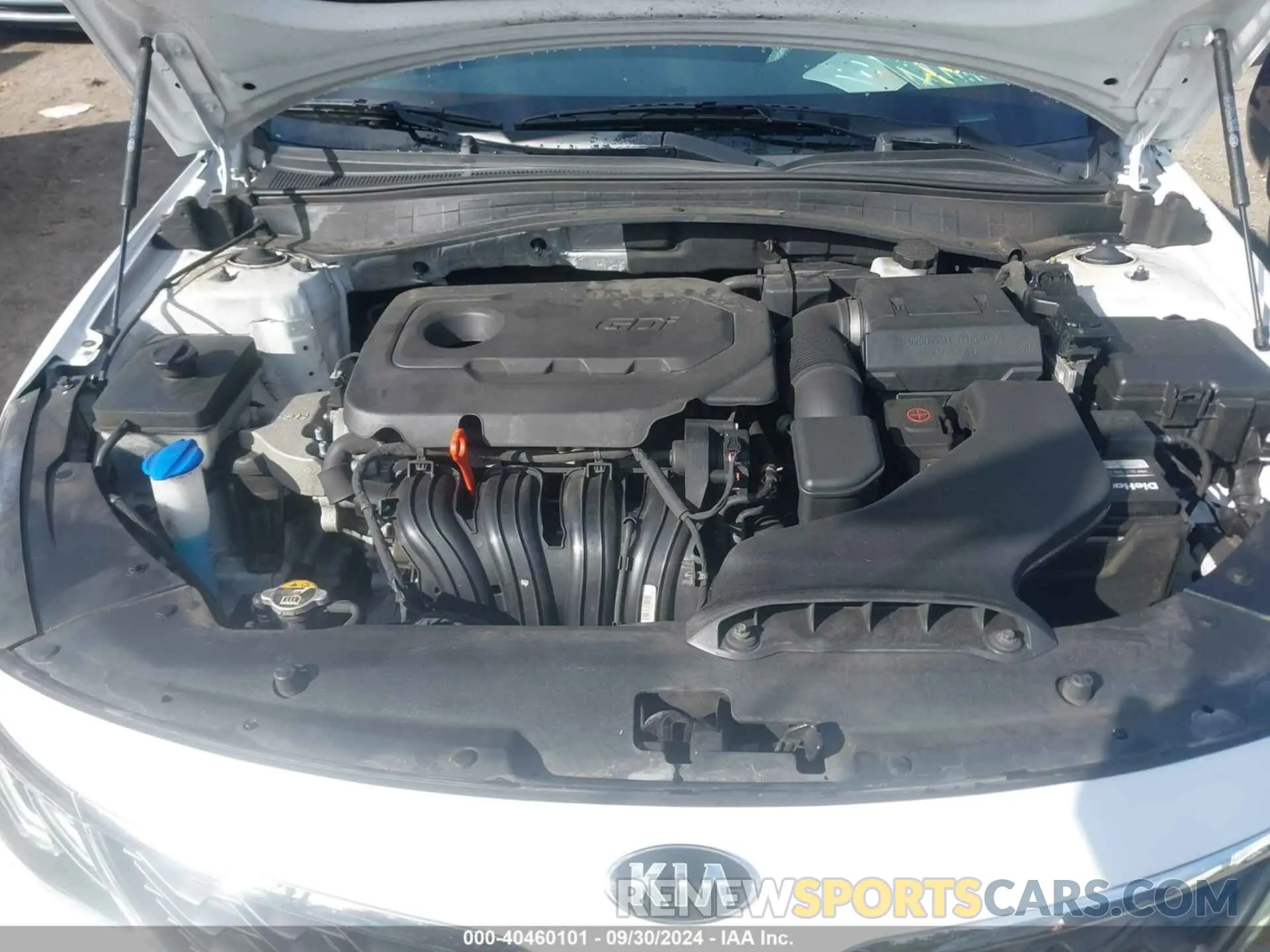 10 Photograph of a damaged car 5XXGT4L30KG342391 KIA OPTIMA 2019