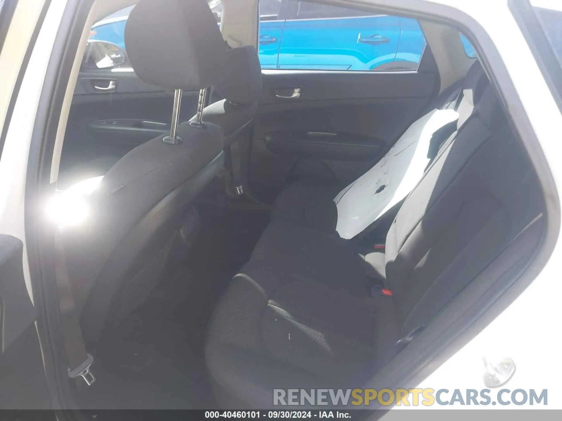 8 Photograph of a damaged car 5XXGT4L30KG342391 KIA OPTIMA 2019