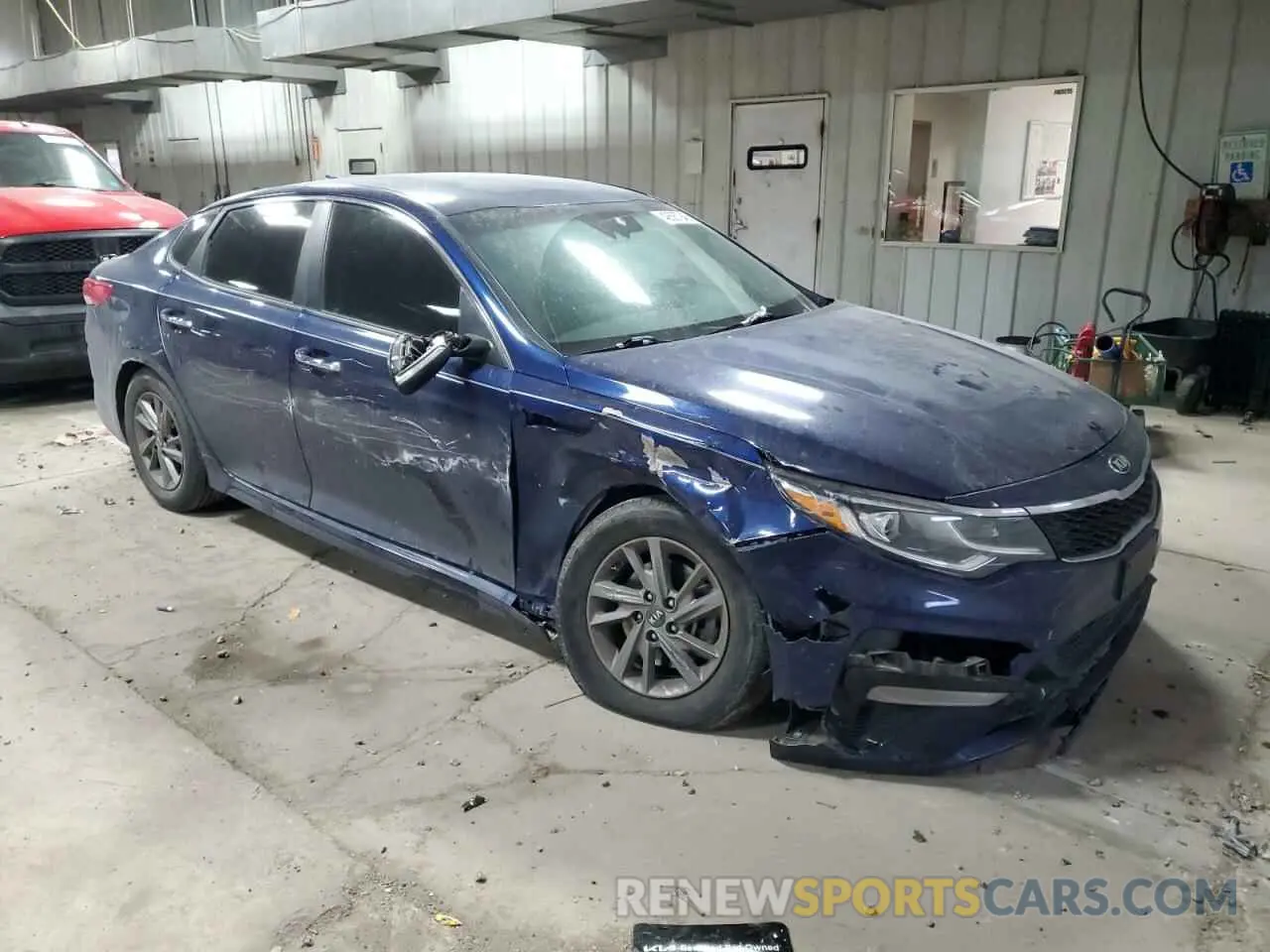 4 Photograph of a damaged car 5XXGT4L30KG346442 KIA OPTIMA 2019