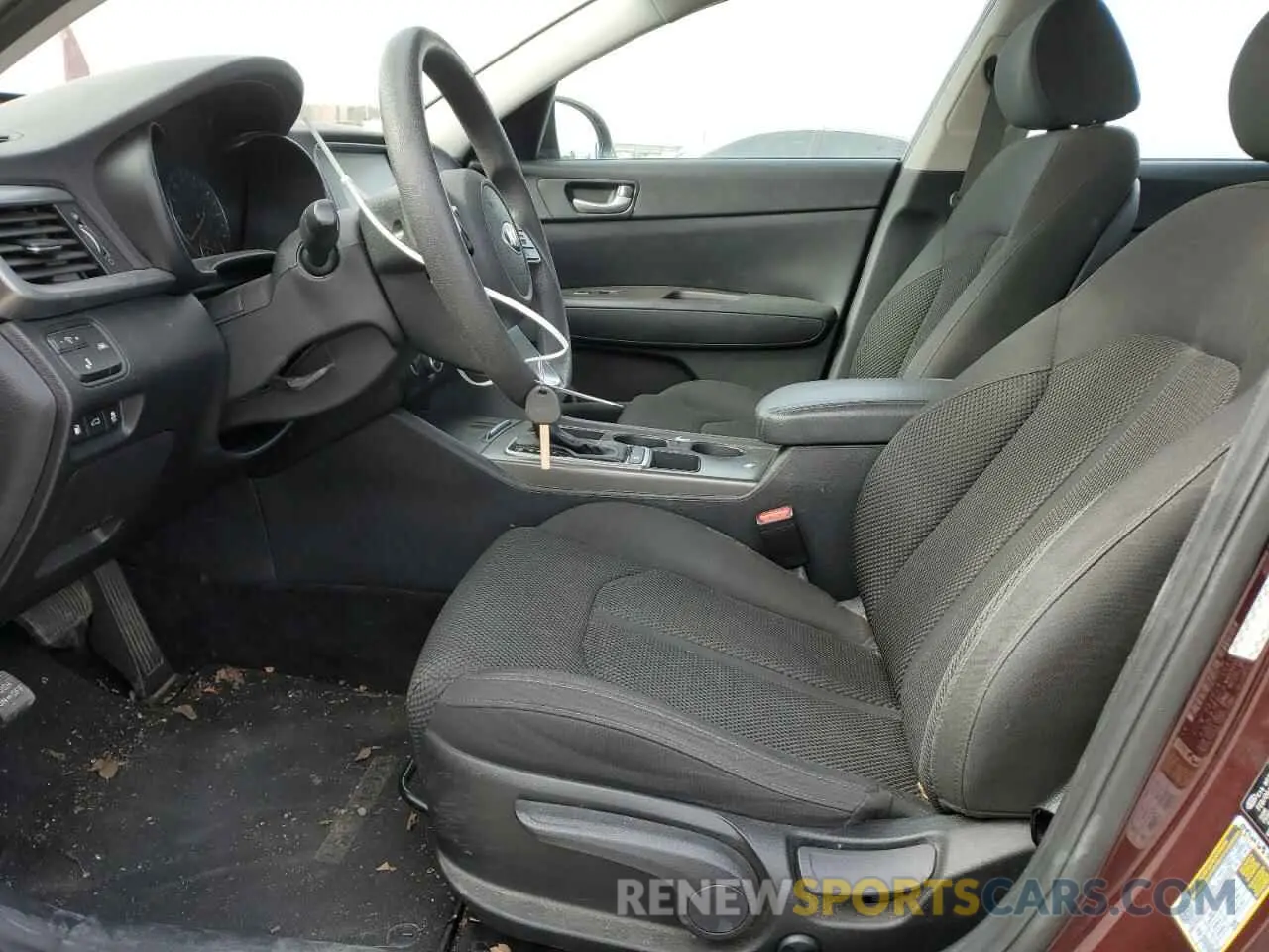 7 Photograph of a damaged car 5XXGT4L30KG348448 KIA OPTIMA 2019