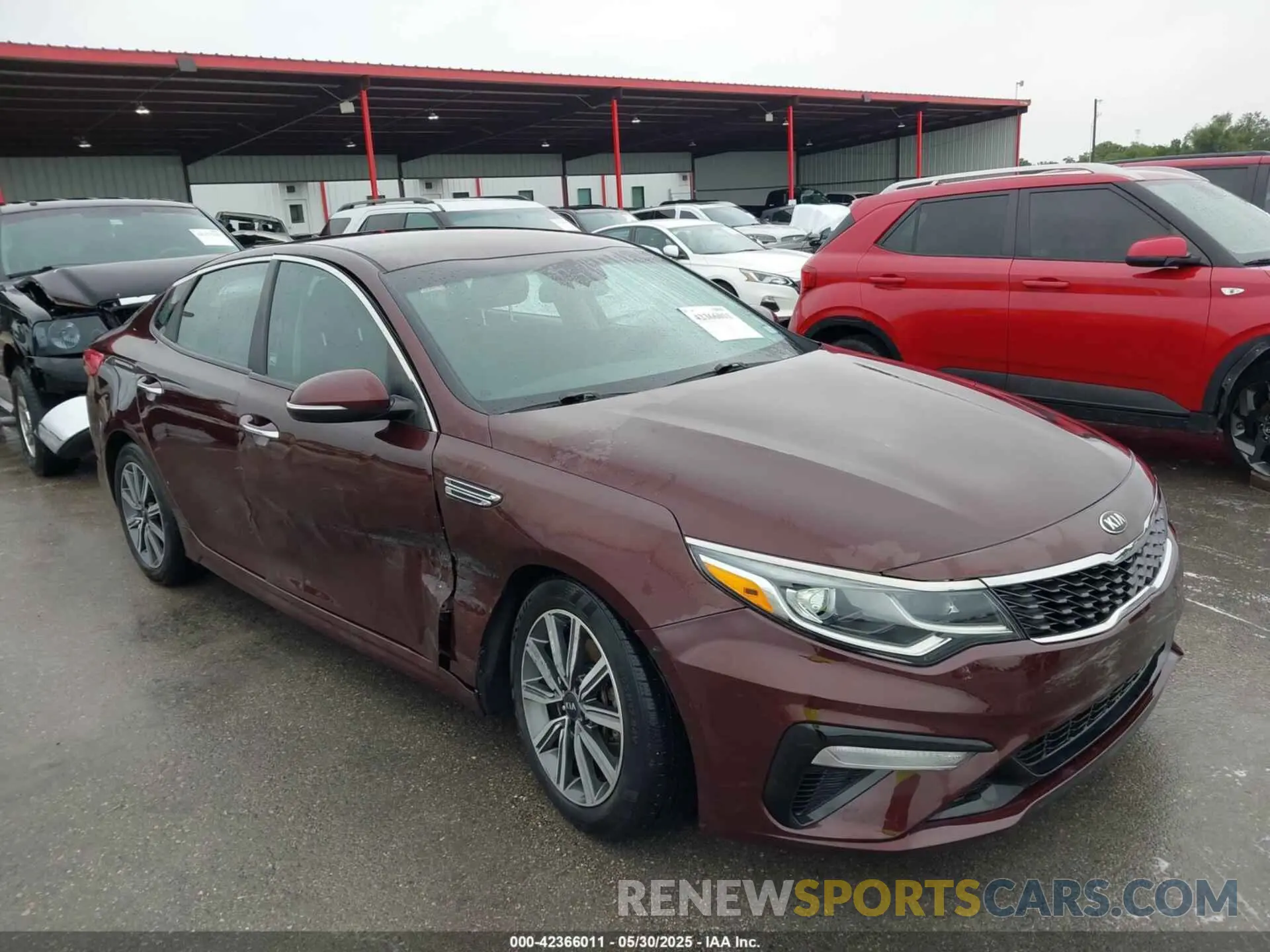 1 Photograph of a damaged car 5XXGT4L30KG355125 KIA OPTIMA 2019
