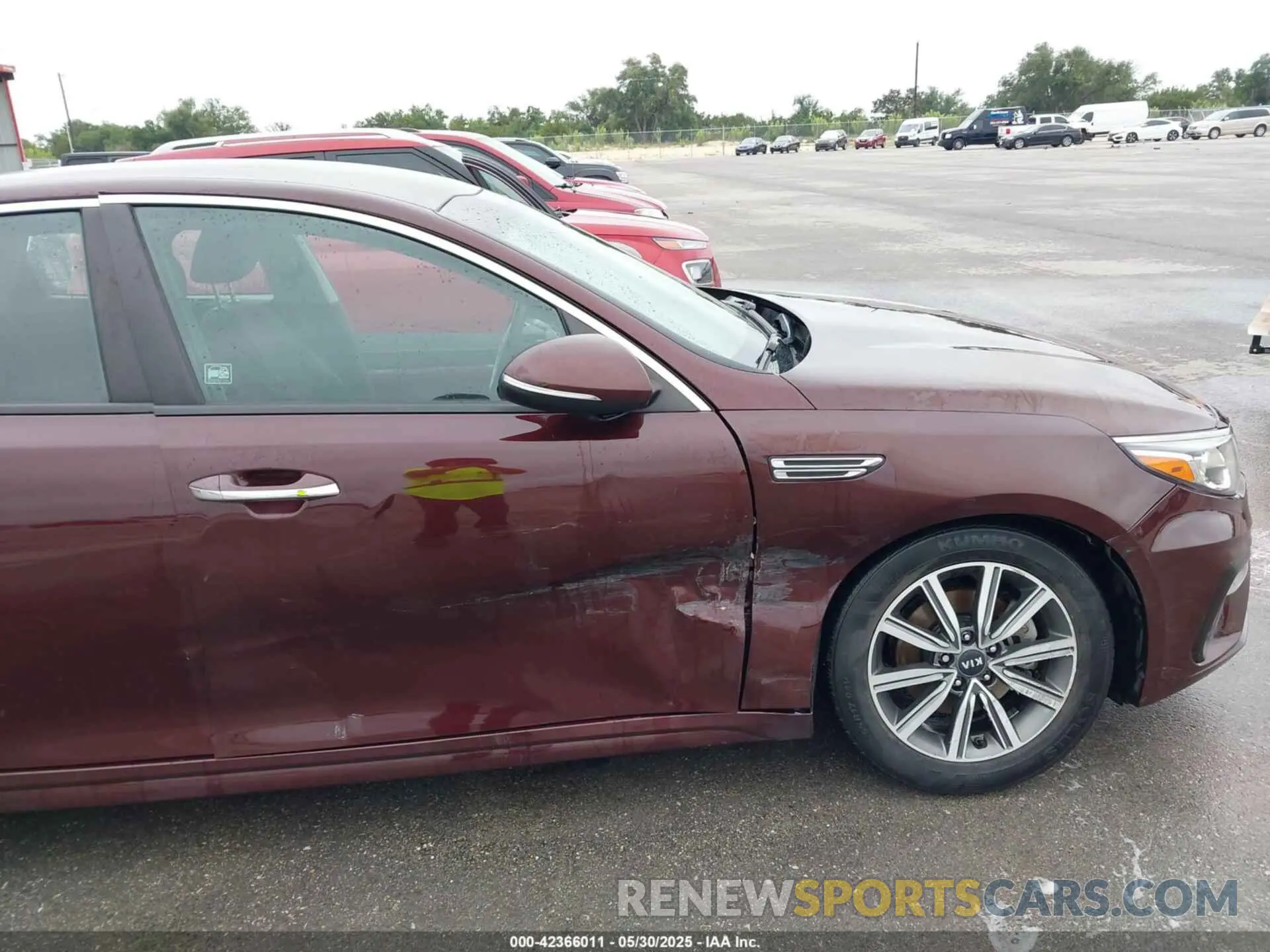 6 Photograph of a damaged car 5XXGT4L30KG355125 KIA OPTIMA 2019