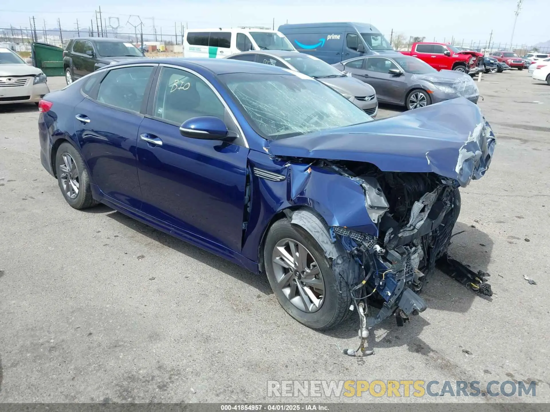 1 Photograph of a damaged car 5XXGT4L30KG357618 KIA OPTIMA 2019