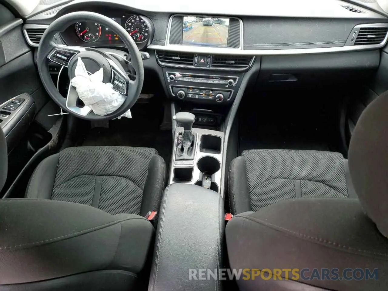 8 Photograph of a damaged car 5XXGT4L30KG362169 KIA OPTIMA 2019