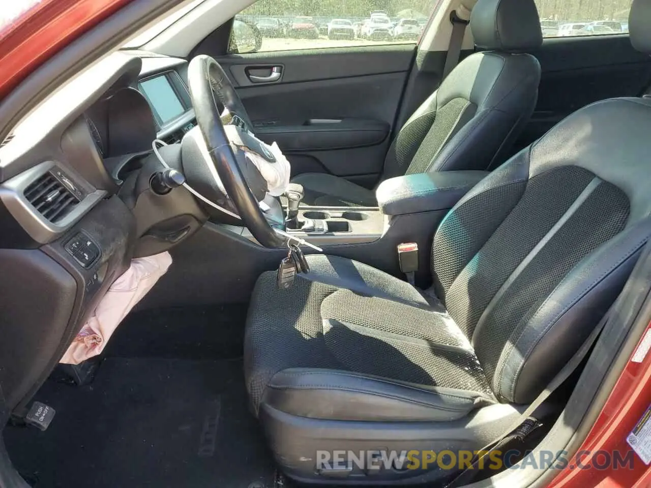 7 Photograph of a damaged car 5XXGT4L30KG364729 KIA OPTIMA 2019