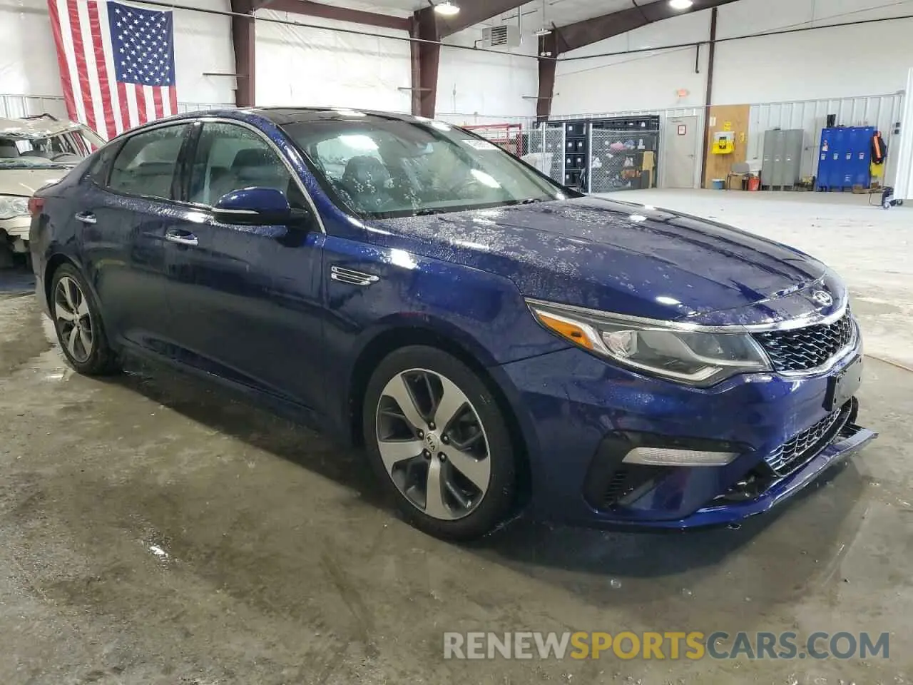 4 Photograph of a damaged car 5XXGT4L30KG367291 KIA OPTIMA 2019
