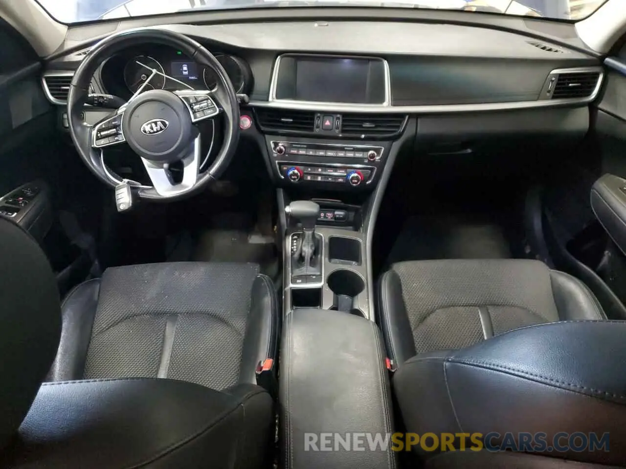 8 Photograph of a damaged car 5XXGT4L30KG367291 KIA OPTIMA 2019