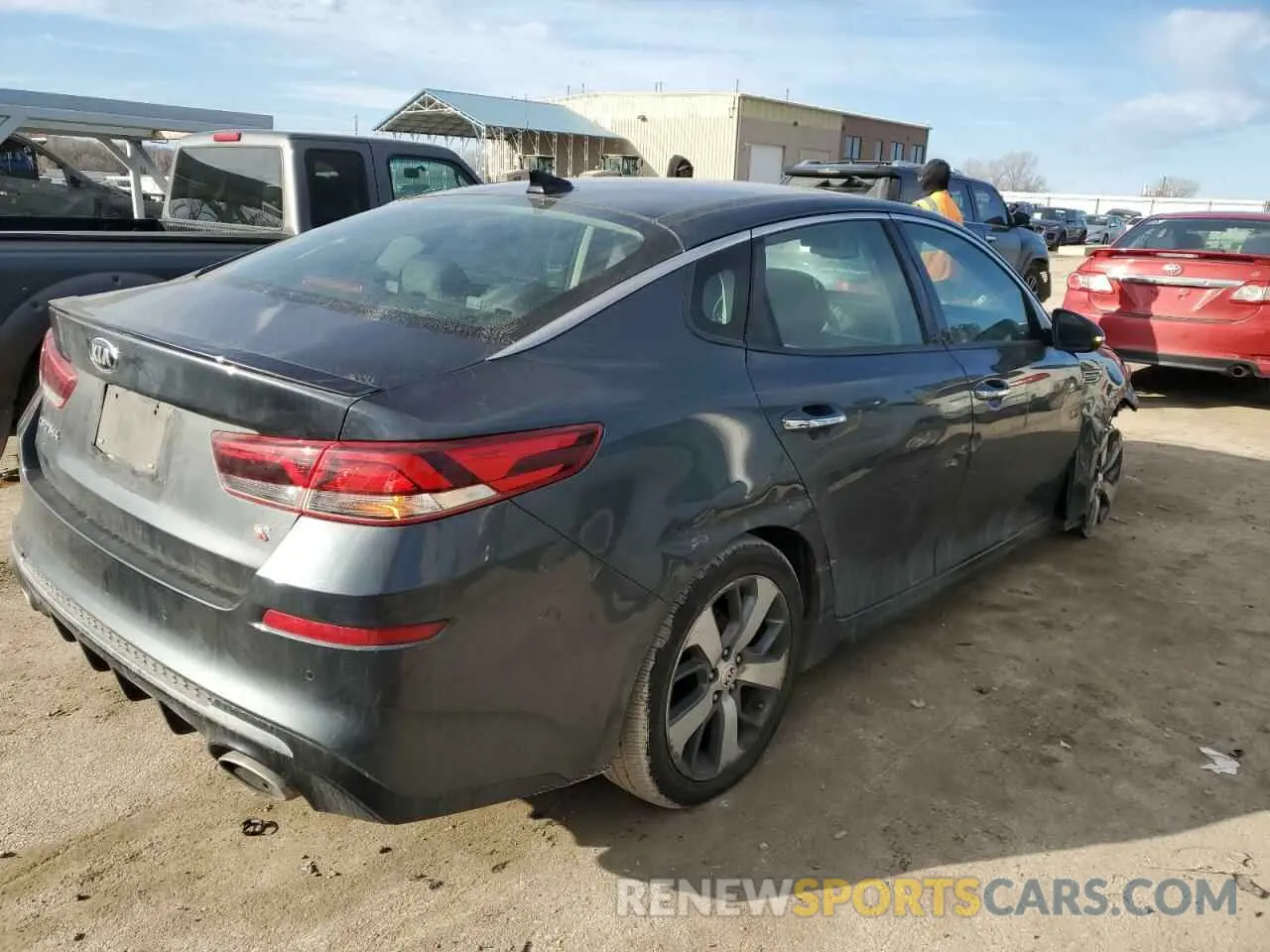 3 Photograph of a damaged car 5XXGT4L30KG377044 KIA OPTIMA 2019