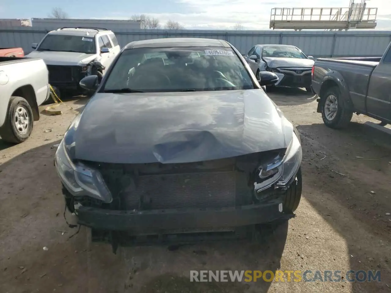 5 Photograph of a damaged car 5XXGT4L30KG377044 KIA OPTIMA 2019