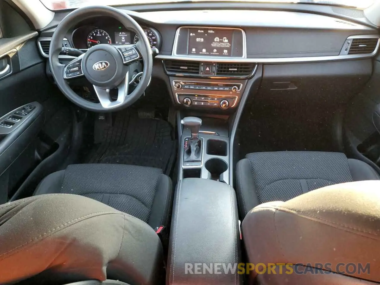 8 Photograph of a damaged car 5XXGT4L31KG279267 KIA OPTIMA 2019