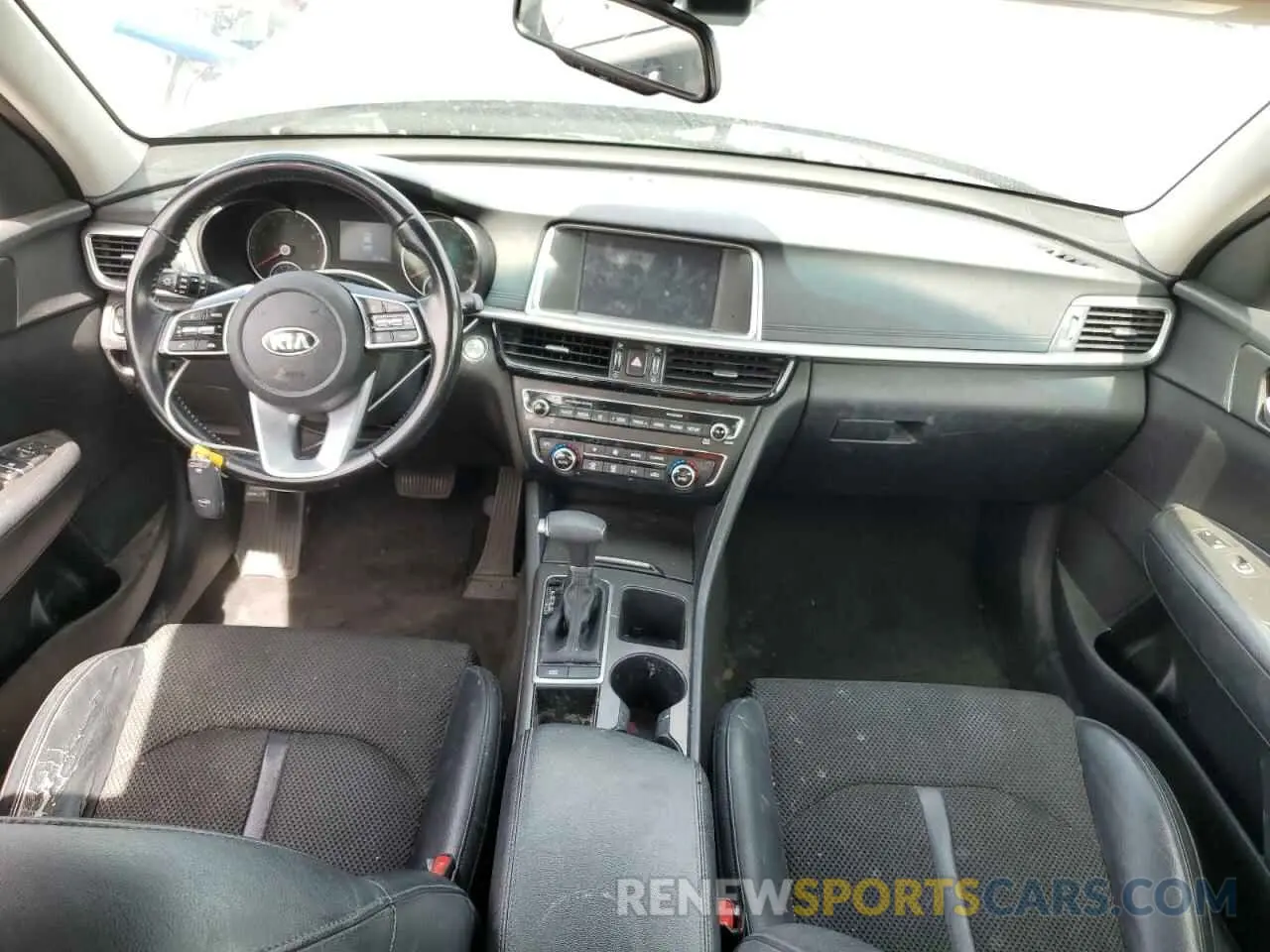 8 Photograph of a damaged car 5XXGT4L31KG286817 KIA OPTIMA 2019