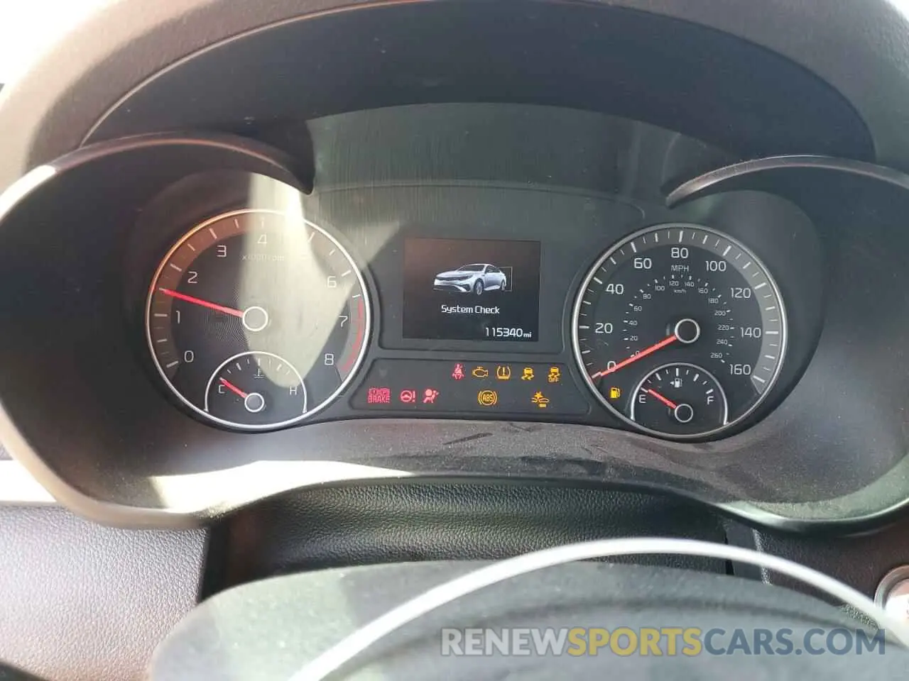 9 Photograph of a damaged car 5XXGT4L31KG292259 KIA OPTIMA 2019