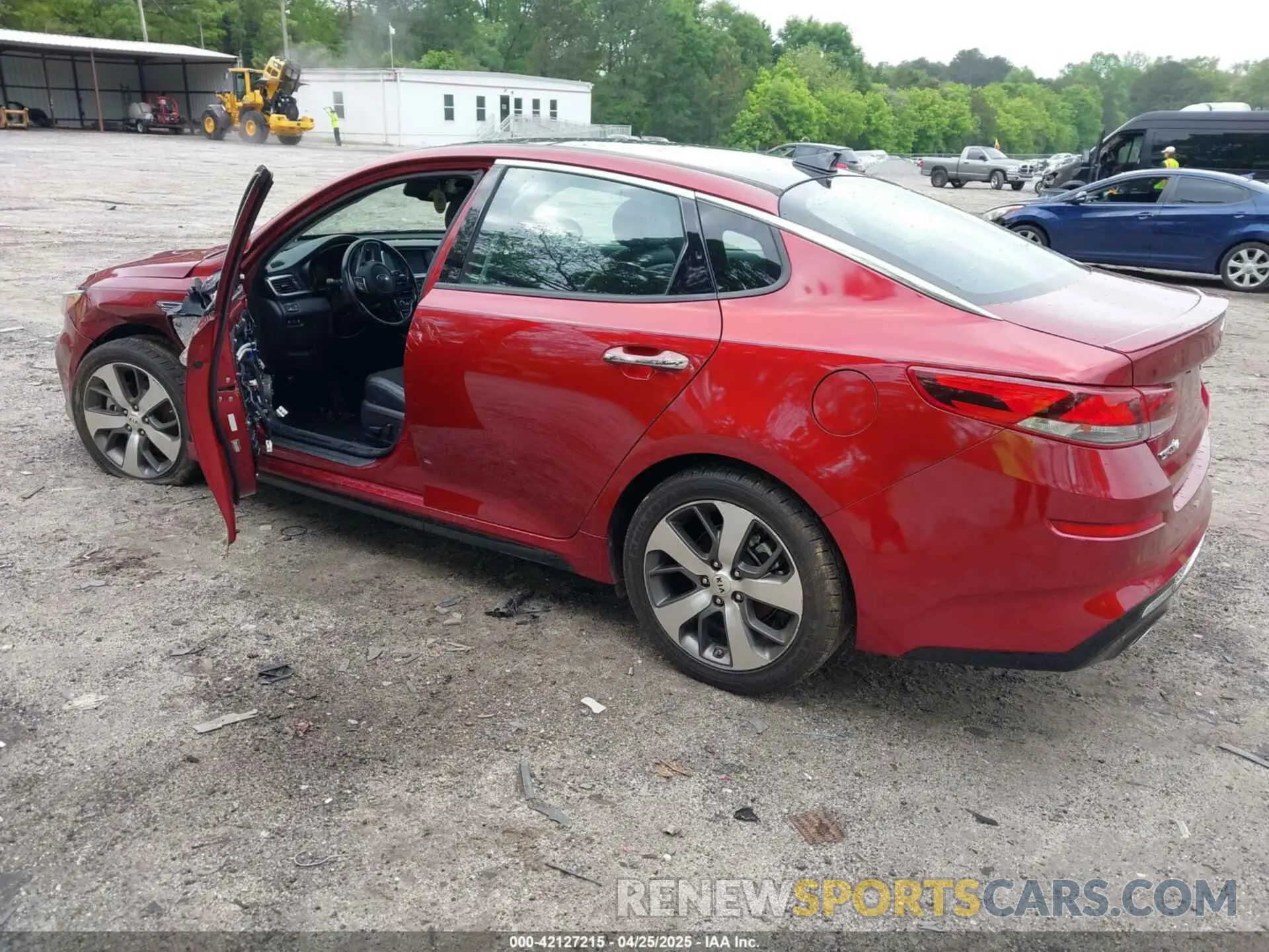 3 Photograph of a damaged car 5XXGT4L31KG295016 KIA OPTIMA 2019