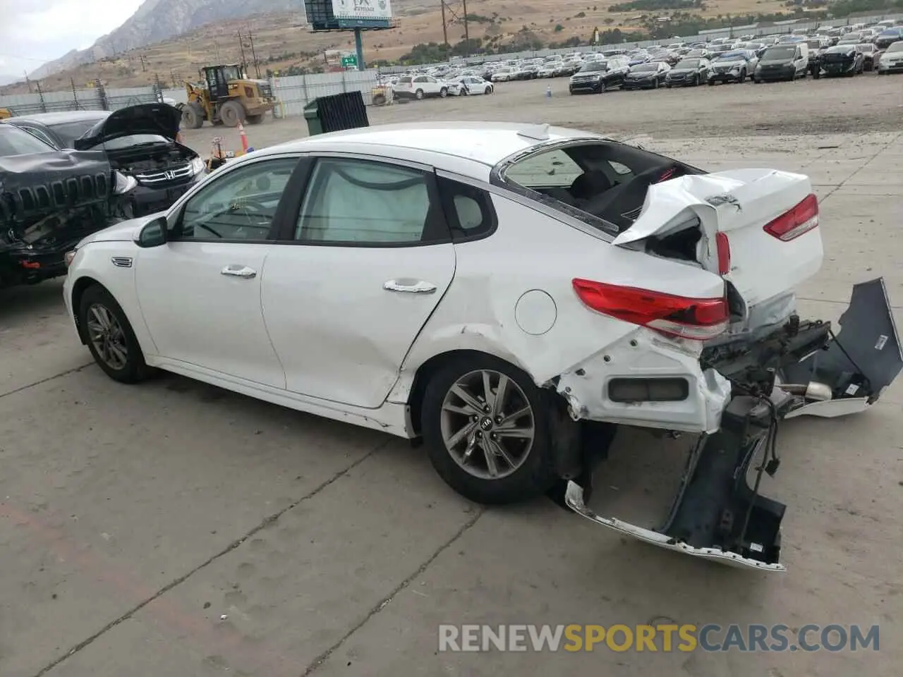 2 Photograph of a damaged car 5XXGT4L31KG306497 KIA OPTIMA 2019