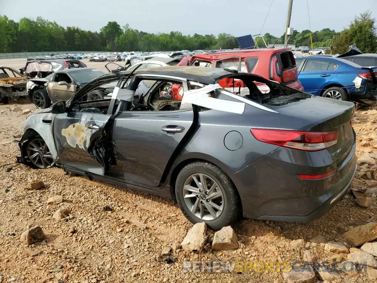 2 Photograph of a damaged car 5XXGT4L31KG319153 KIA OPTIMA 2019