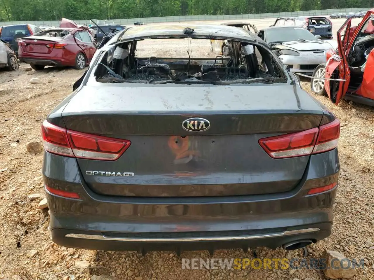 6 Photograph of a damaged car 5XXGT4L31KG319153 KIA OPTIMA 2019