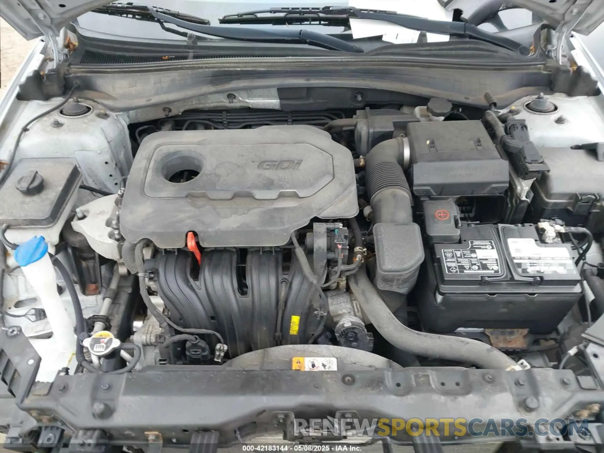 10 Photograph of a damaged car 5XXGT4L31KG320819 KIA OPTIMA 2019